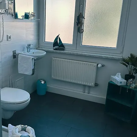 Orca Am Elbschloss Hotel 3*