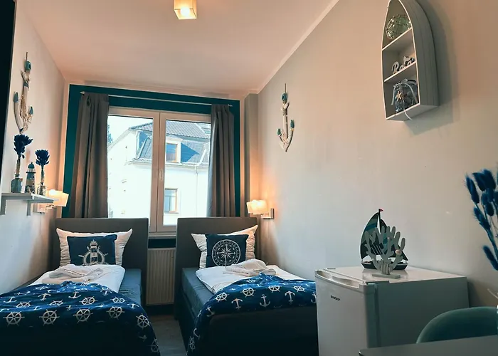 Orca Am Elbschloss 3*